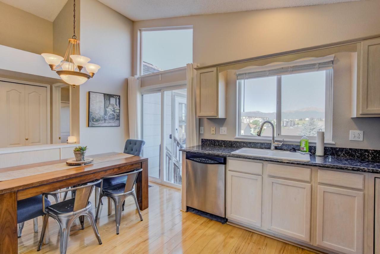 Cozy 4Br House With Peak Views In Colorado Springs Villa Luaran gambar