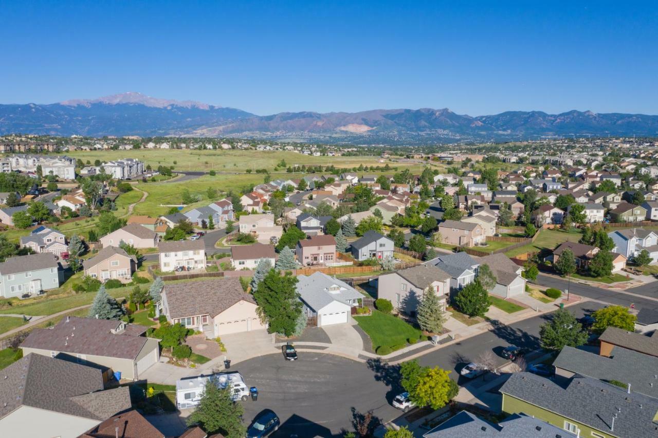 Cozy 4Br House With Peak Views In Colorado Springs Villa Luaran gambar